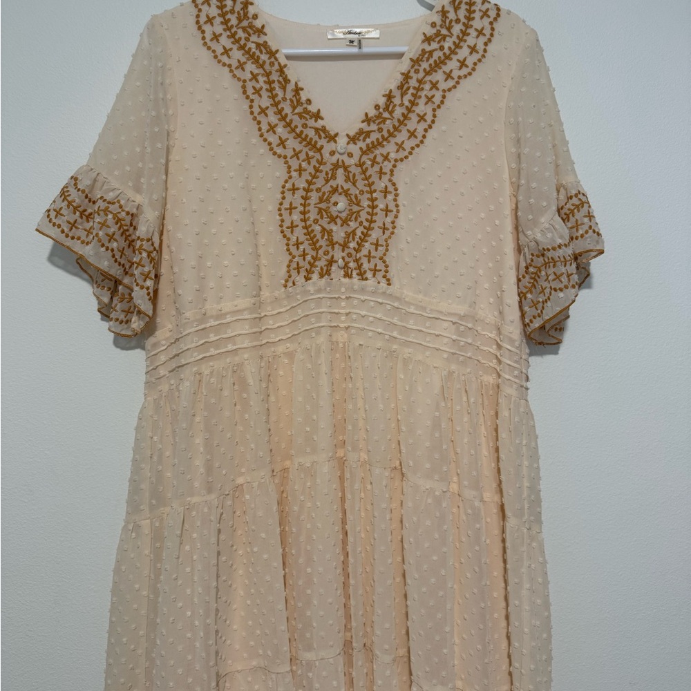 Andree Cream Top with Gold Embroidery